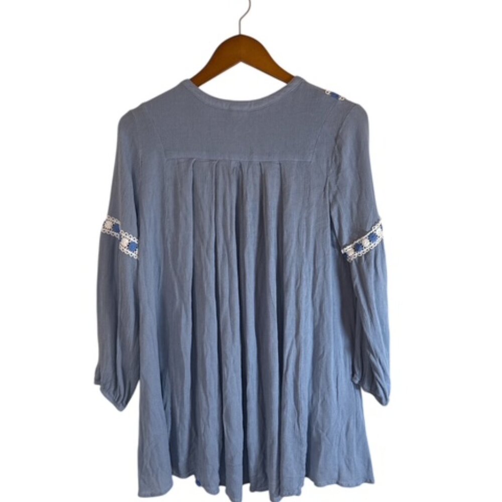 En Creme Shirt Women’s Small Blue Embroidered Peasant Bohemian Boho Tunic Top - Picture 2 of 12